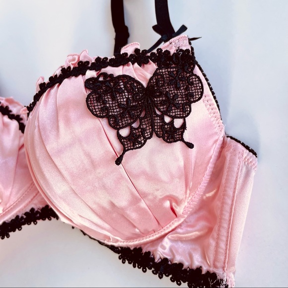 Pink Satin Black Lace Bra and Panties Set - Picture 2 of 16